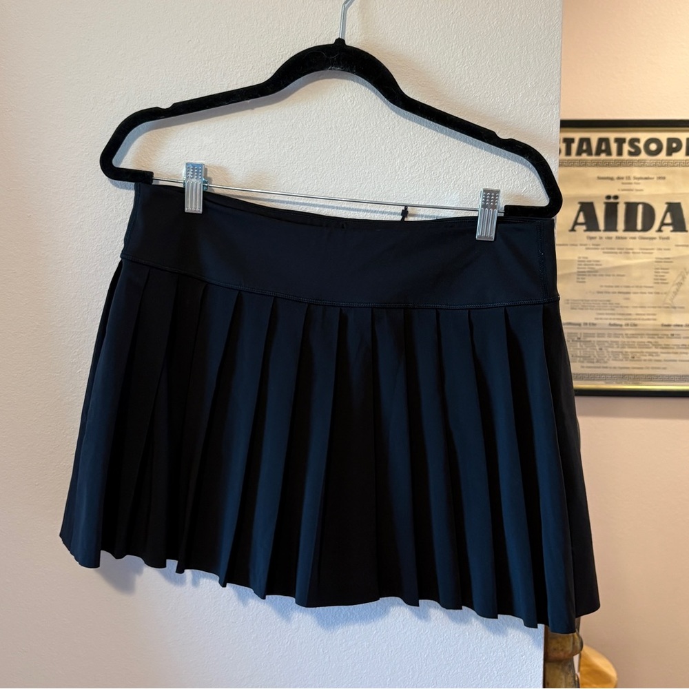 Athleta Black Levitate Skort